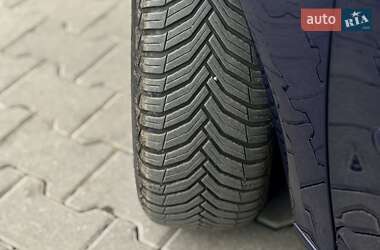 Хэтчбек Volkswagen Golf 2006 в 