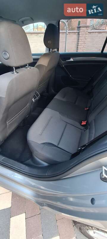 Хэтчбек Volkswagen Golf 2013 в Коломые