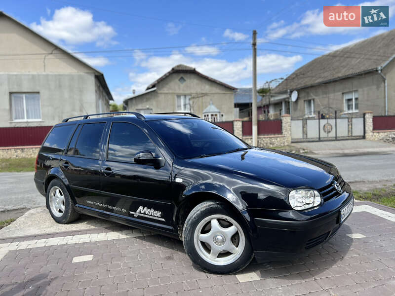 Volkswagen Golf 2003