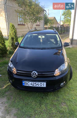 Універсал Volkswagen Golf 2011 в Городку