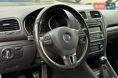Універсал Volkswagen Golf 2012 в 