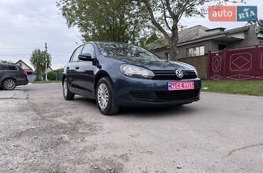 Хетчбек Volkswagen Golf 2010 в 