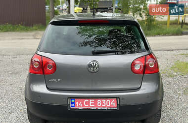 Хэтчбек Volkswagen Golf 2008 в 