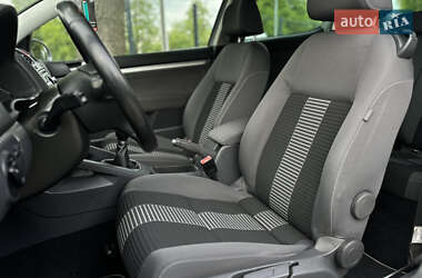 Хэтчбек Volkswagen Golf 2008 в 