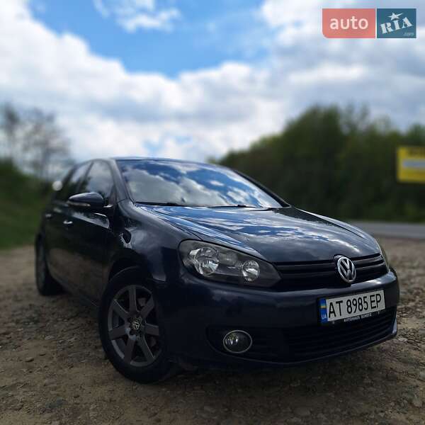 Хетчбек Volkswagen Golf 2009 в Надвірній