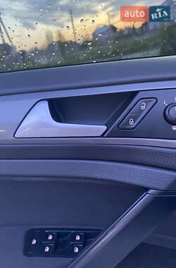 Универсал Volkswagen Golf 2015 в 