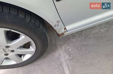 Хэтчбек Volkswagen Golf 1998 в Полтаве