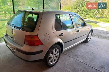 Хэтчбек Volkswagen Golf 1998 в 