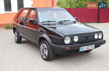 Хэтчбек Volkswagen Golf 1988 в 