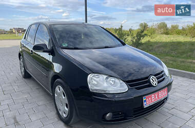 Хэтчбек Volkswagen Golf 2008 в 