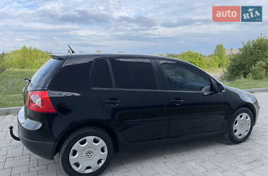 Хэтчбек Volkswagen Golf 2008 в 