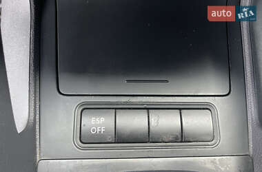 Хэтчбек Volkswagen Golf 2008 в 