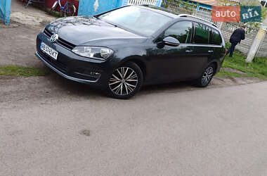 Универсал Volkswagen Golf 2016 в Сквире