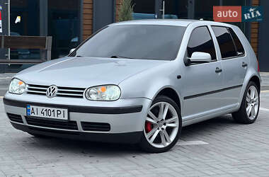 Хетчбек Volkswagen Golf 2002 в Білій Церкві
