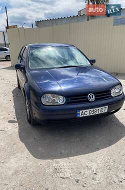 Хэтчбек Volkswagen Golf 1999 в Киеве