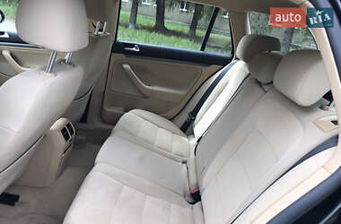 Універсал Volkswagen Golf 2008 в 