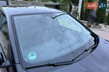 Хэтчбек Volkswagen Golf 2009 в 