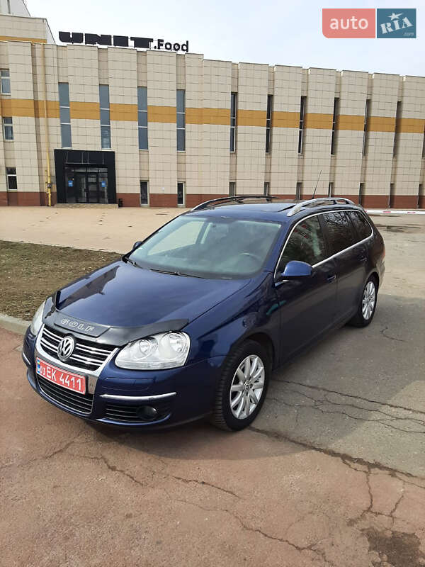 Універсал Volkswagen Golf 2009 в Харкові