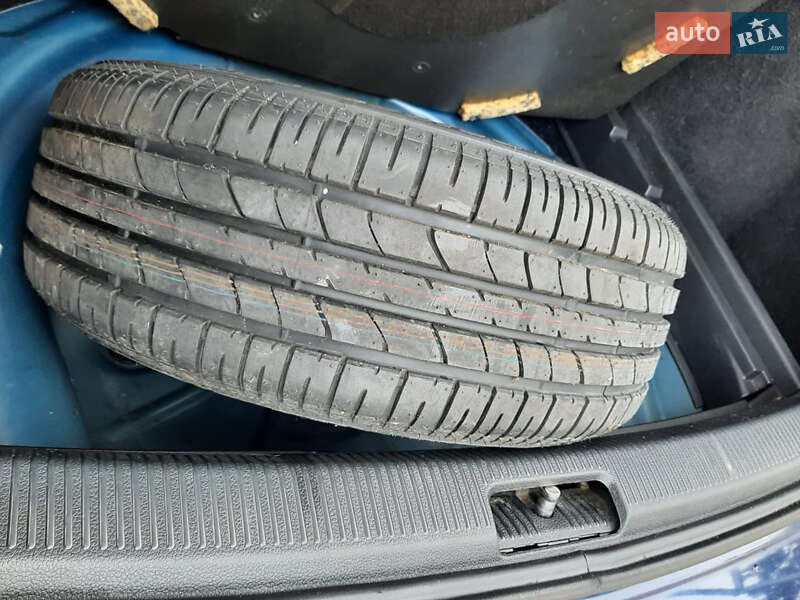 Універсал Volkswagen Golf 2009 в Харкові