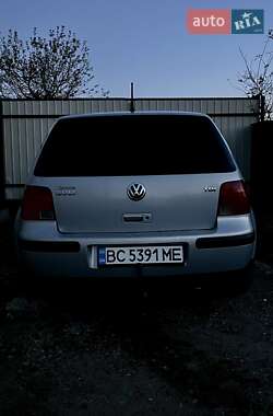 Хэтчбек Volkswagen Golf 2000 в Самборе