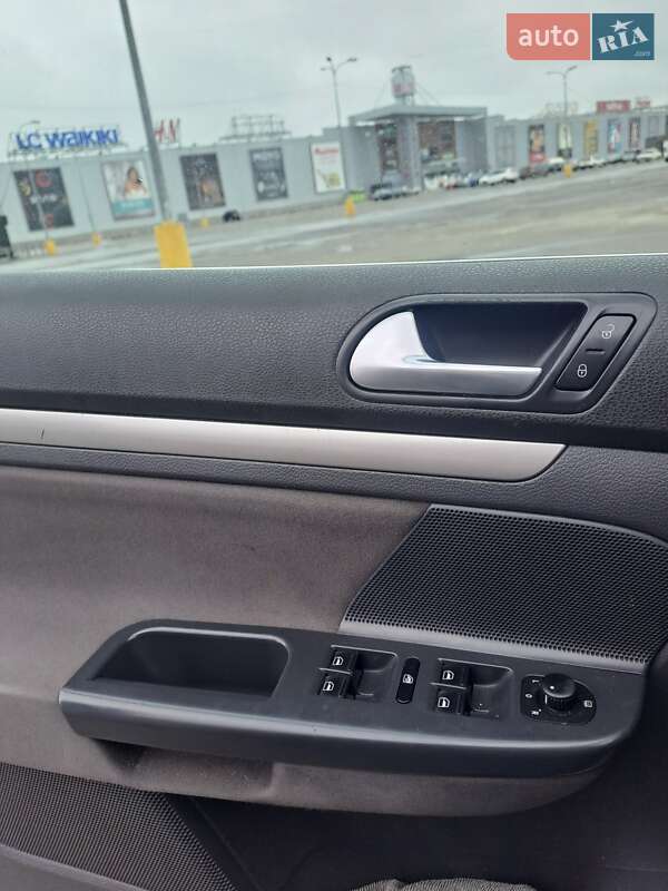 Універсал Volkswagen Golf 2007 в Одесі