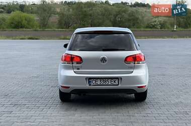 Хэтчбек Volkswagen Golf 2010 в 