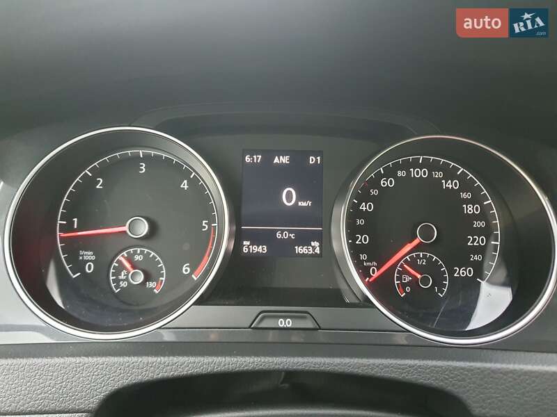 Універсал Volkswagen Golf 2020 в Києві