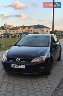 Хэтчбек Volkswagen Golf 2013 в Ивано-Франковске