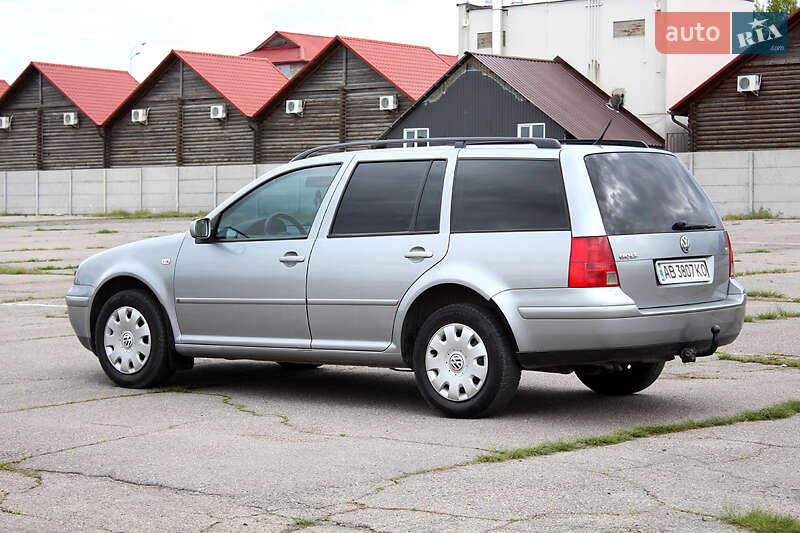 Универсал Volkswagen Golf 2006 в Виннице