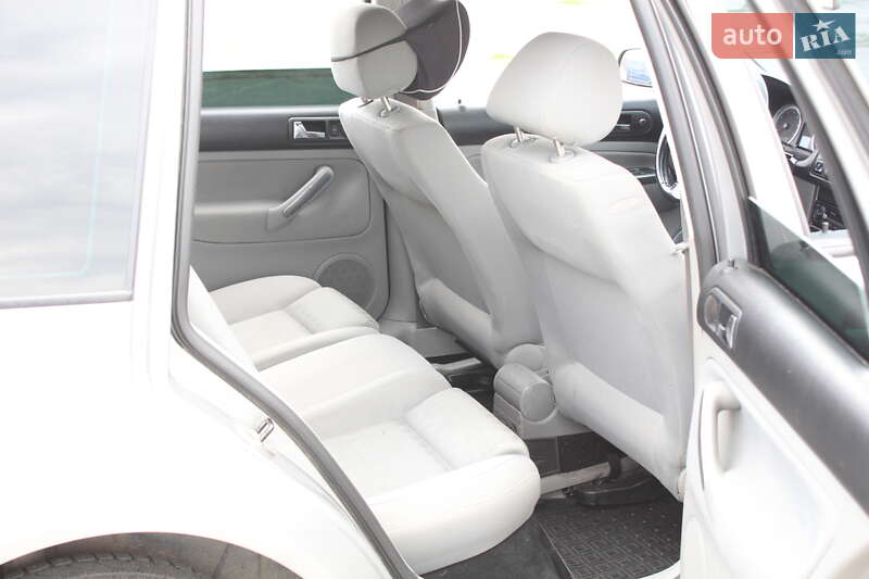 Универсал Volkswagen Golf 2006 в Виннице