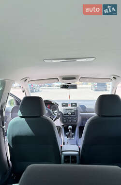 Хэтчбек Volkswagen Golf 2008 в 