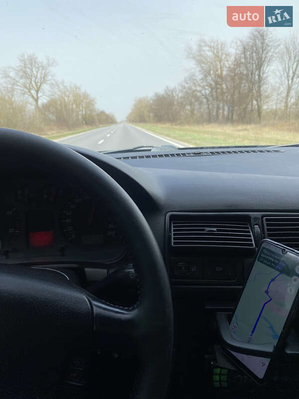 Volkswagen Golf 2001