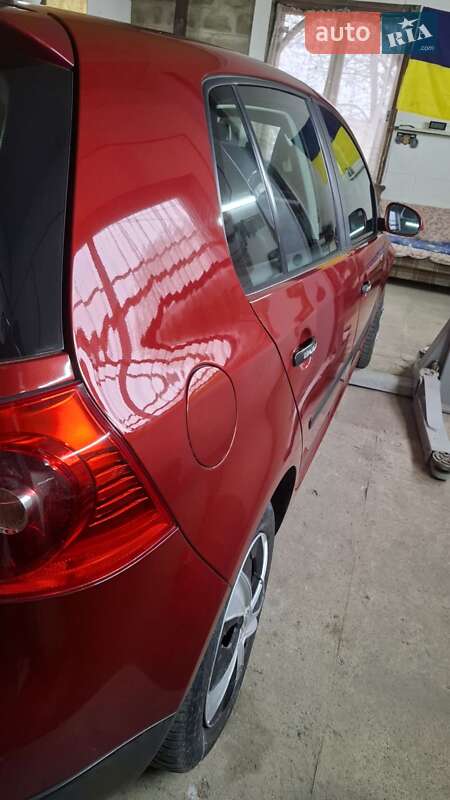 Хэтчбек Volkswagen Golf 2003 в Могилев-Подольске фото 16 Хэтчбек Volkswagen Golf 2003 в Могилев-Подольске