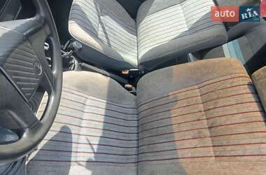 Хэтчбек Volkswagen Golf 1985 в 