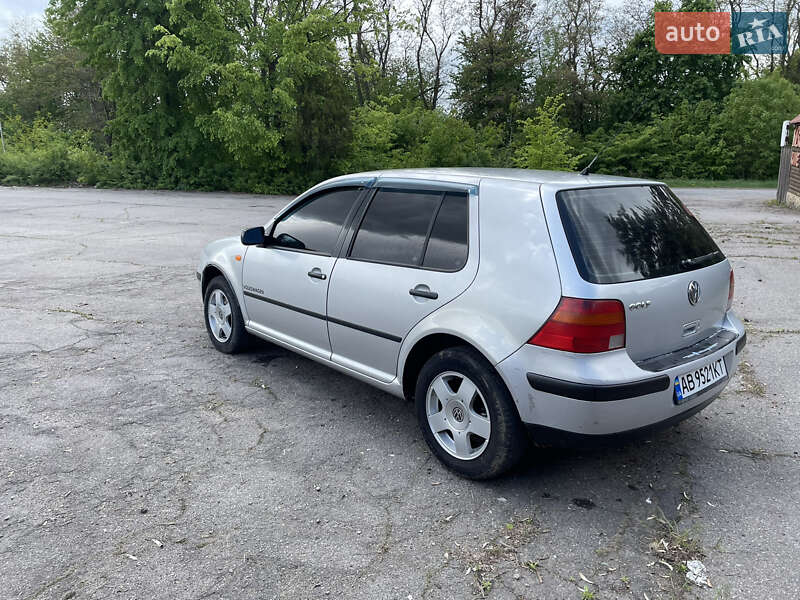 Хетчбек Volkswagen Golf 1999 в Жмеринці