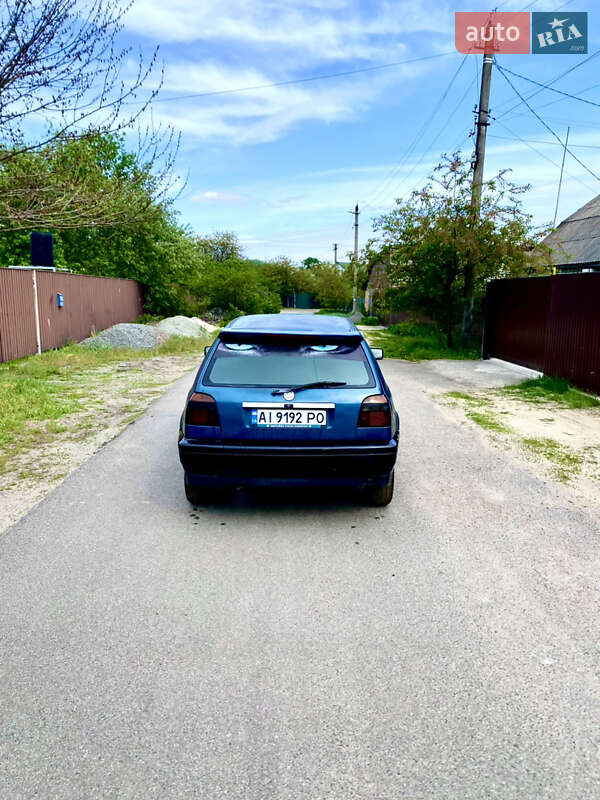 Хэтчбек Volkswagen Golf 1994 в Вышгороде