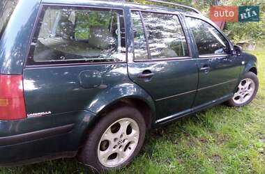 Универсал Volkswagen Golf 2002 в 