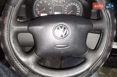 Универсал Volkswagen Golf 2002 в 