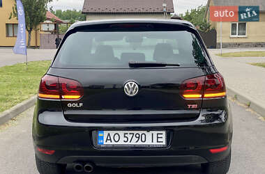 Хэтчбек Volkswagen Golf 2009 в 