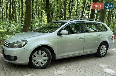 Універсал Volkswagen Golf 2009 в 