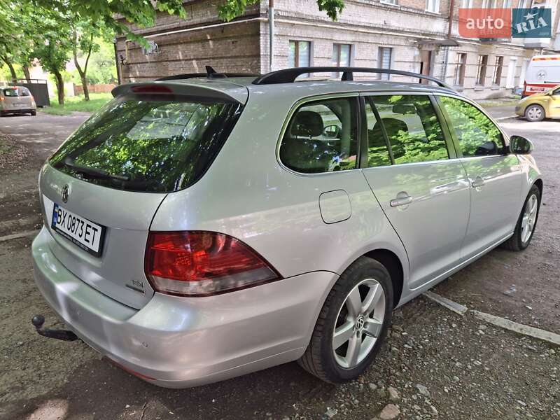 Універсал Volkswagen Golf 2010 в Кам'янець-Подільському