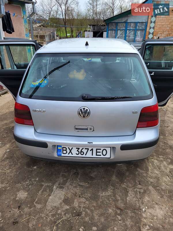 Хетчбек Volkswagen Golf 2000 в Хмельницькому