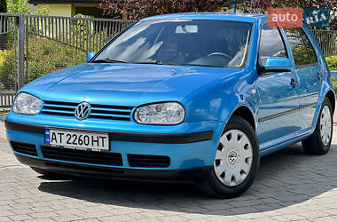 Хэтчбек Volkswagen Golf 2003 в Ивано-Франковске