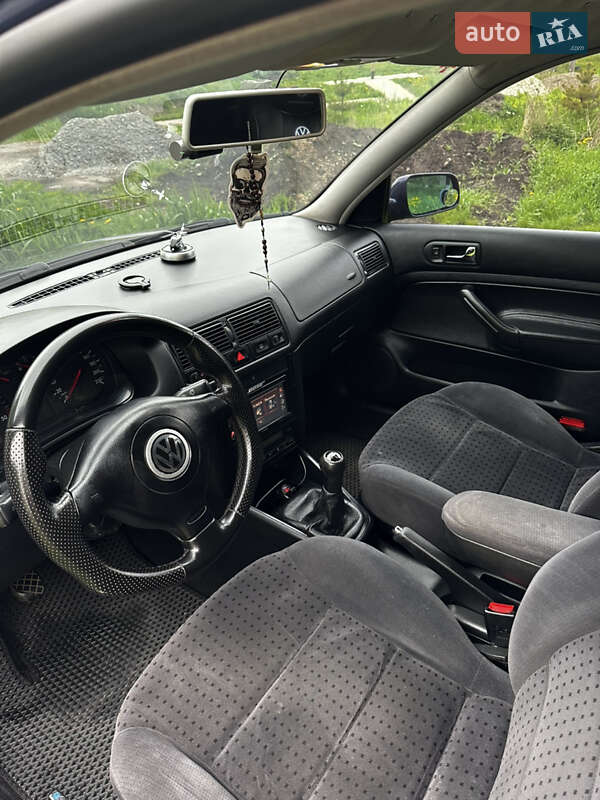 Універсал Volkswagen Golf 1999 в Львові