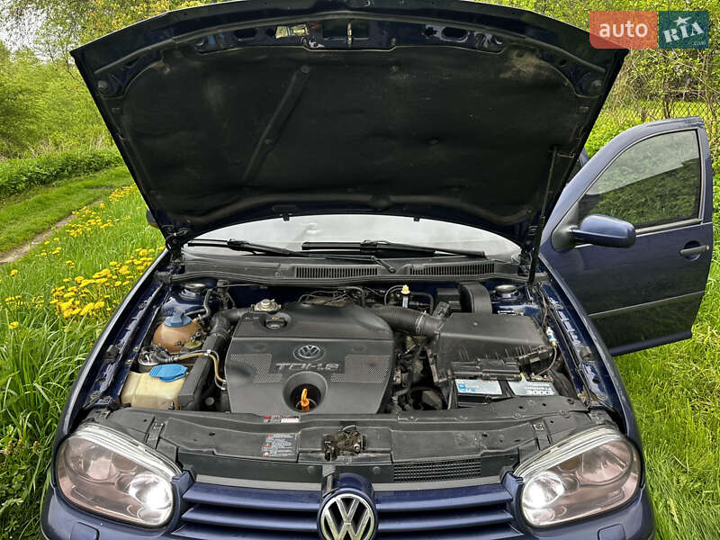 Універсал Volkswagen Golf 1999 в Львові