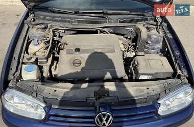 Универсал Volkswagen Golf 2004 в 
