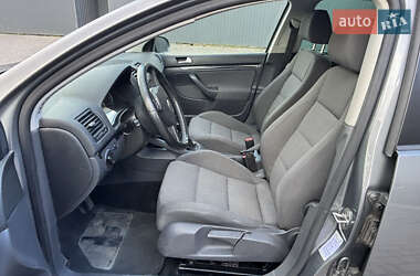 Хэтчбек Volkswagen Golf 2007 в 