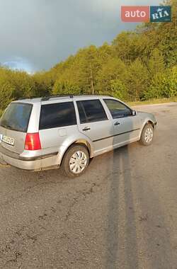 Універсал Volkswagen Golf 2000 в 