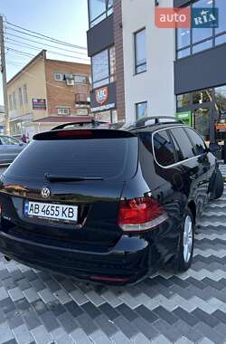 Універсал Volkswagen Golf 2010 в 