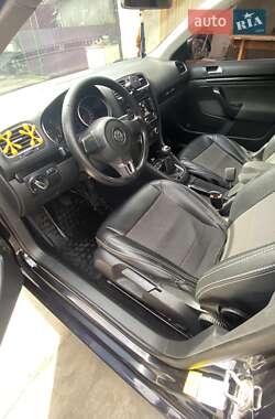 Універсал Volkswagen Golf 2010 в 
